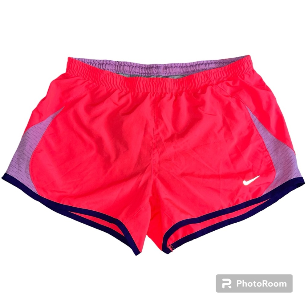 Nike size Small women’s neon pink athletic shorts